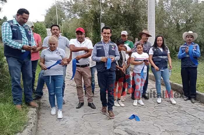 El_presidente_de_Temascaltepec continúa_realizando_intensos_recorridos_en_todo_el_territorio_municipal._2.jpg